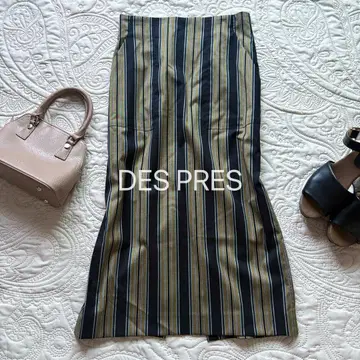 DES PRES 데프레 스트라이프 타이트 스커트