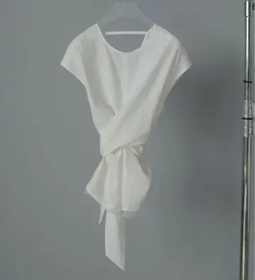 anuke Linen Cachecoeur Tops 화이트