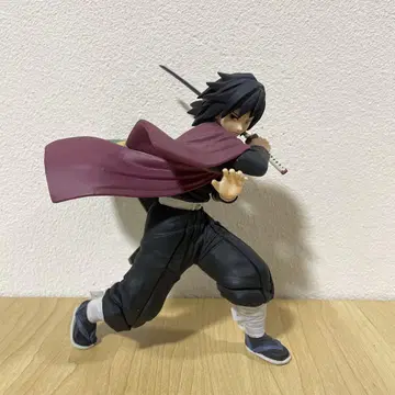 귀멸의 칼날 토미오카 기유 피규어