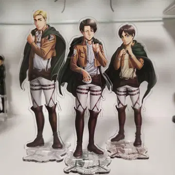 진격의 거인 아크릴 스탠드 3개 세트