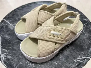 [새상품 미사용] PUMA 메이즈 샌들 베이지