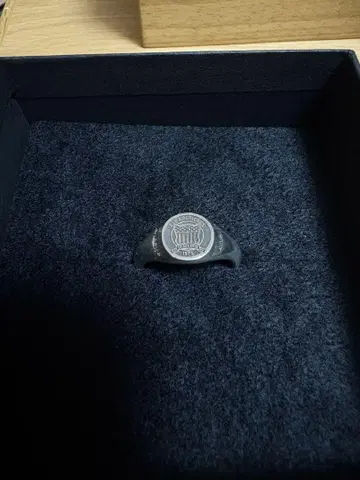AVIREX 엠블럼 반지