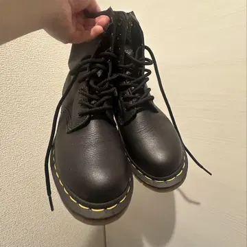 Dr.Martens