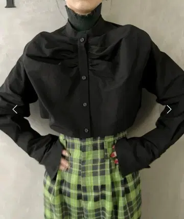 아메리 크롭 빅 리본 셔츠