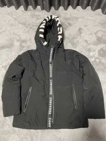 CONVERSE 블랙 다운 자켓