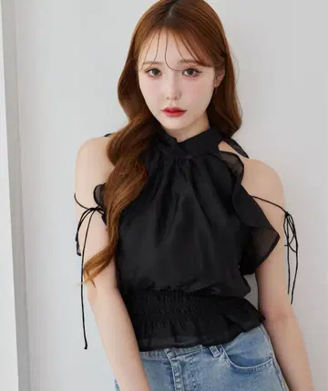 블랙 쉬폰 오프숄더 블라우스