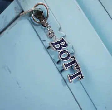 BOTT 키링