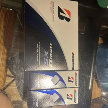 BRIDGESTONE TOUR B XS 골프공
