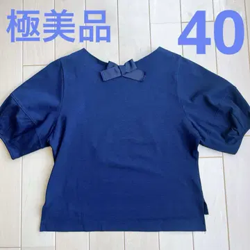 컨디션 최상 엠즈 그레이시 뒤 리본 V넥 티셔츠 네이비 40