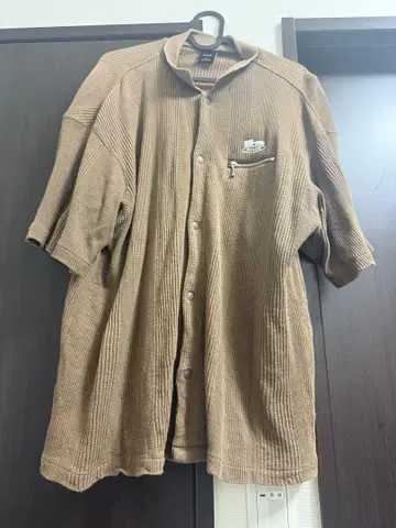 HUF 리브 브라운 반팔 셔츠 M