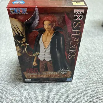 ONE PIECE DX 샹크스 피규어
