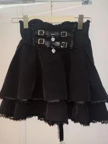 리즈리사 LIZLISA 2단 리본 벨트 치마바지 size0