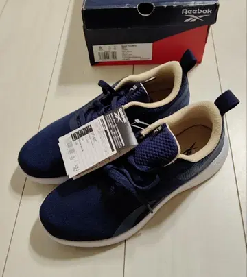 새상품 26cm REEBOK Penny Moon 스니커즈