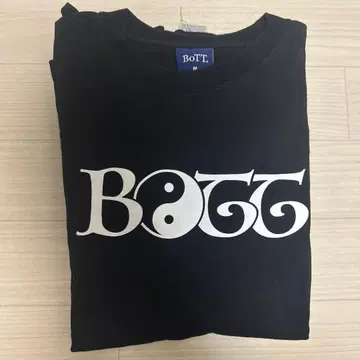 즉완 Bott T shirt
