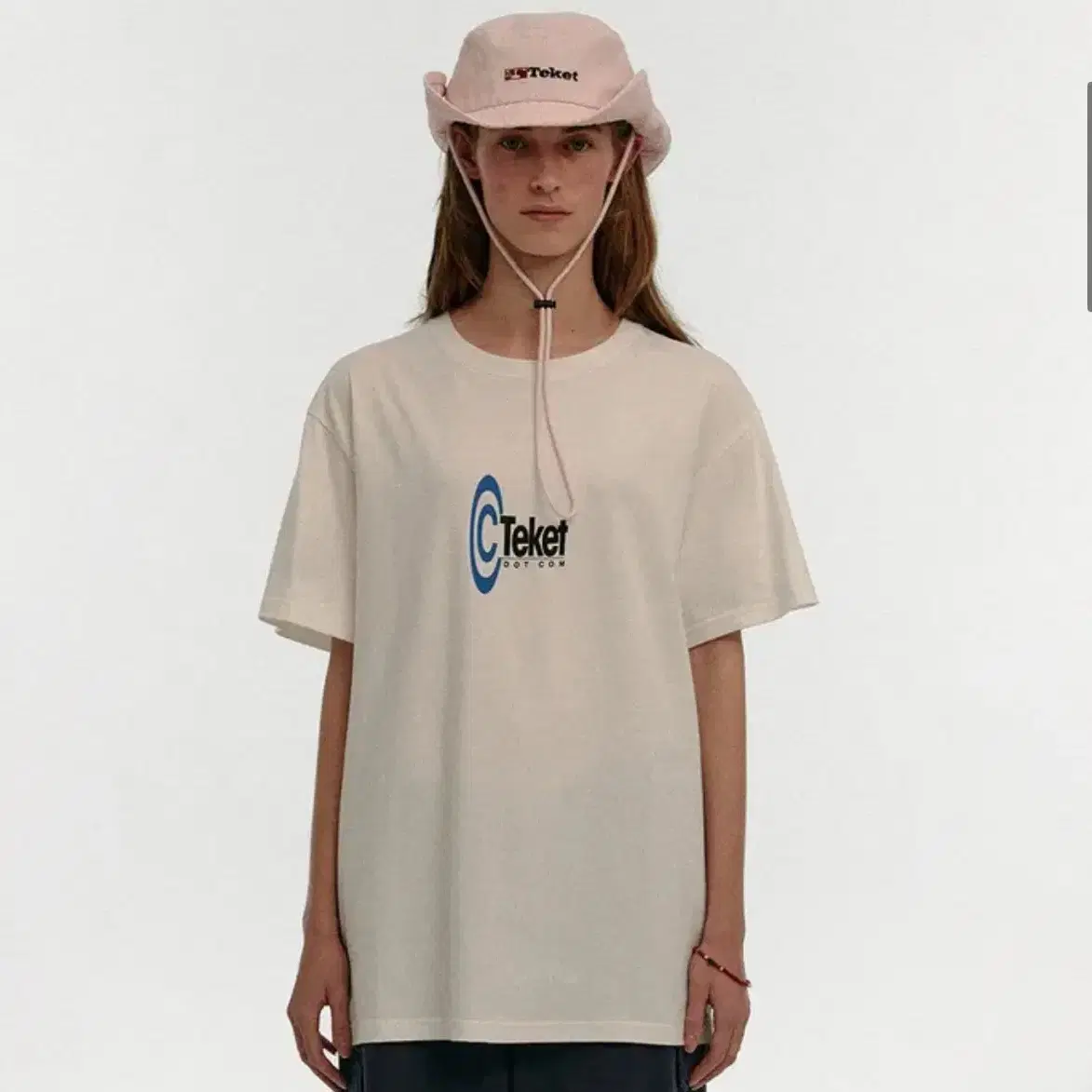 M) Teket Symbol Tee White on Bunjang Global Site.