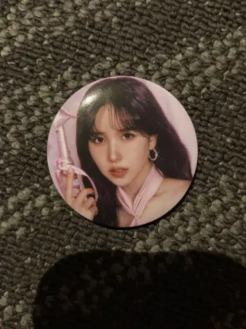 TWICE 미나 this is for 서울콘 캔뱃지