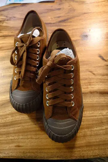 쿠시맨 스웨이드 스니커즈 미사용 Size 8 (약 26cm)