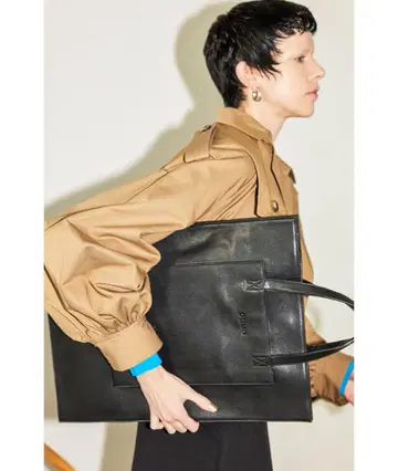 OMMO FAKE LEATHER SQUARE TOTE 토트