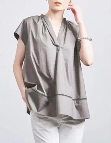 [새상품급] UNITED ARROWS C 카프탄 프렌치 슬리브 블라우스