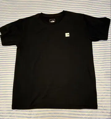 THE NORTH FACE 블랙 티셔츠