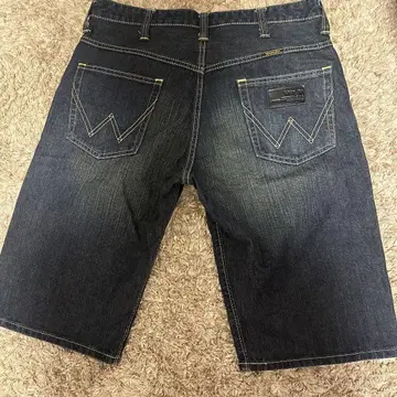 Wrangler 숏 팬츠 32 다크 데님