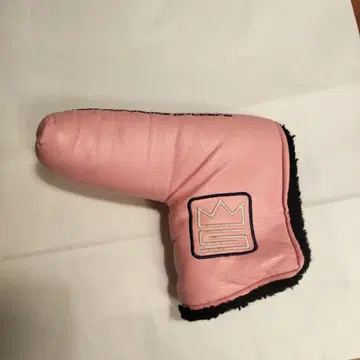 초레어 새상품급 스카티카메론 퍼터용 골프헤드커버 핑크