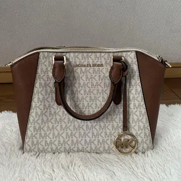 MICHAEL KORS 핸드백