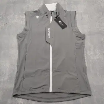 [ 미사용 택 포함 ] DESCENTE 그레이 슬리브리스 베스트 M