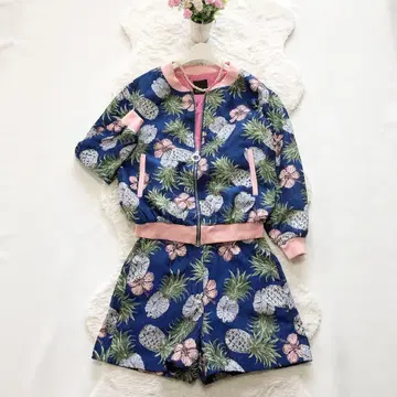 PINKO*핑코 자카드 소재 트로피컬 패턴 셋업 봄/여름 리조트 38