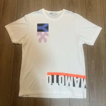 Y-3 화이트 티셔츠 L 사이즈