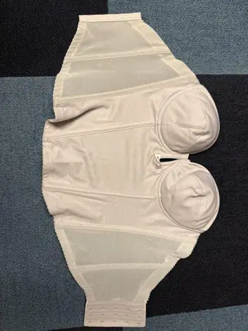 브라탑과 레이스 숏팬츠 세트