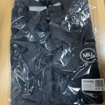 MIU404 점퍼 M 사이즈 미사용 새상품