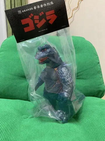 MEDICOM TOY 안라쿠 안사쿠 고질라 1962 (기뇰 버전) 2기
