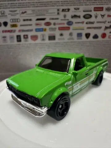핫휠 8카 팩 바라시 다츠산 620 DATSUN 미니 트라