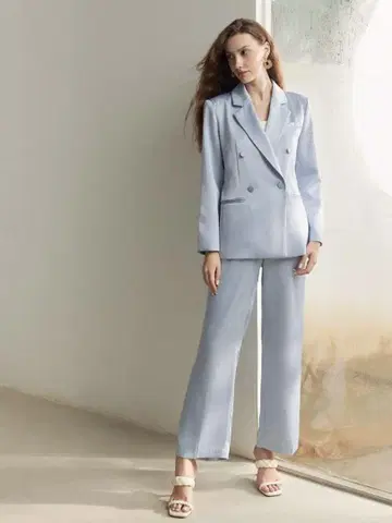 컨디션 최상 파스텔 블루 자켓 팬츠 셋업