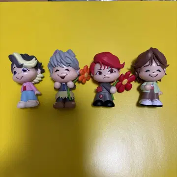 미세스 피규어 4종 세트