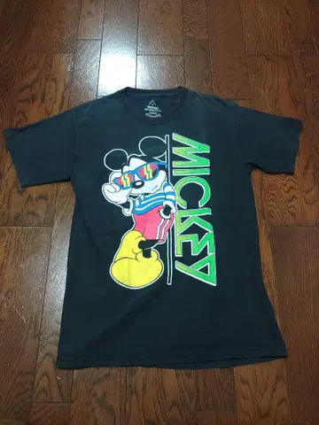 disney Hanes T셔츠 S 블랙 구제 의류