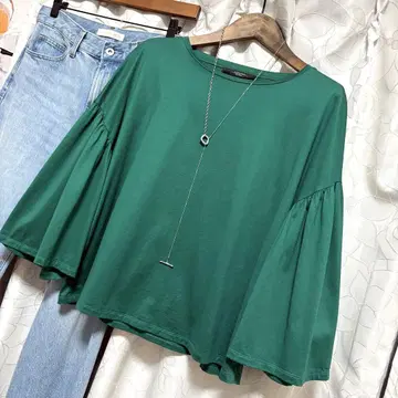 Weekend Max Mara *플레어 슬리브 티셔츠