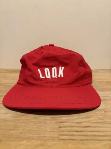 LQQK STUDIO 캡 룩 스튜디오