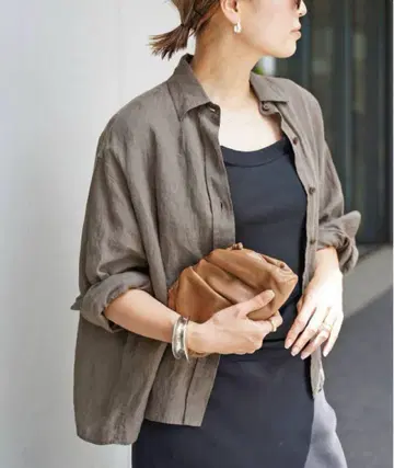 Deuxieme Classe Linen 셔츠 카키
