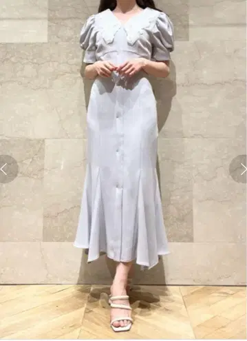 SNIDEL 자수 화이트 칼라 머메이드 원피스 LGRY