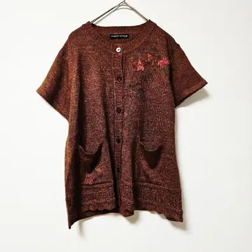 [ Pursuit de Ideal ] 반팔 가디건 꽃 자수 브라운 (L)