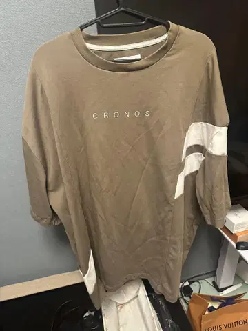 CRONOS 반팔 브라운