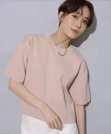 아르페쥬 스토리 크롭 니트 풀오버 티셔츠