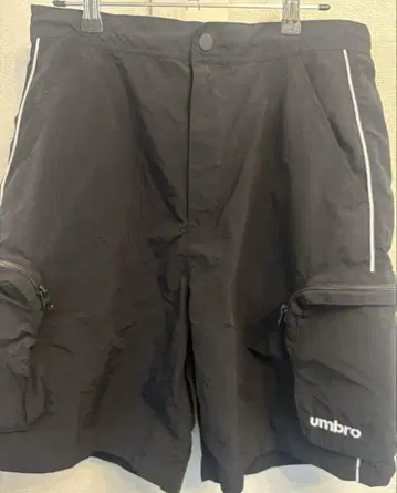엄브로 나일론 숏 팬츠