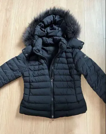 TATRAS 후드 부착 블랙 다운 자켓