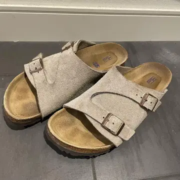 BIRKENSTOCK 베이지 스웨이드 샌들