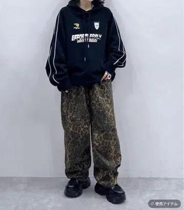 한정 가격 인하 [Anui x 바치라 메구루] 게이밍 후디 블랙 새상품