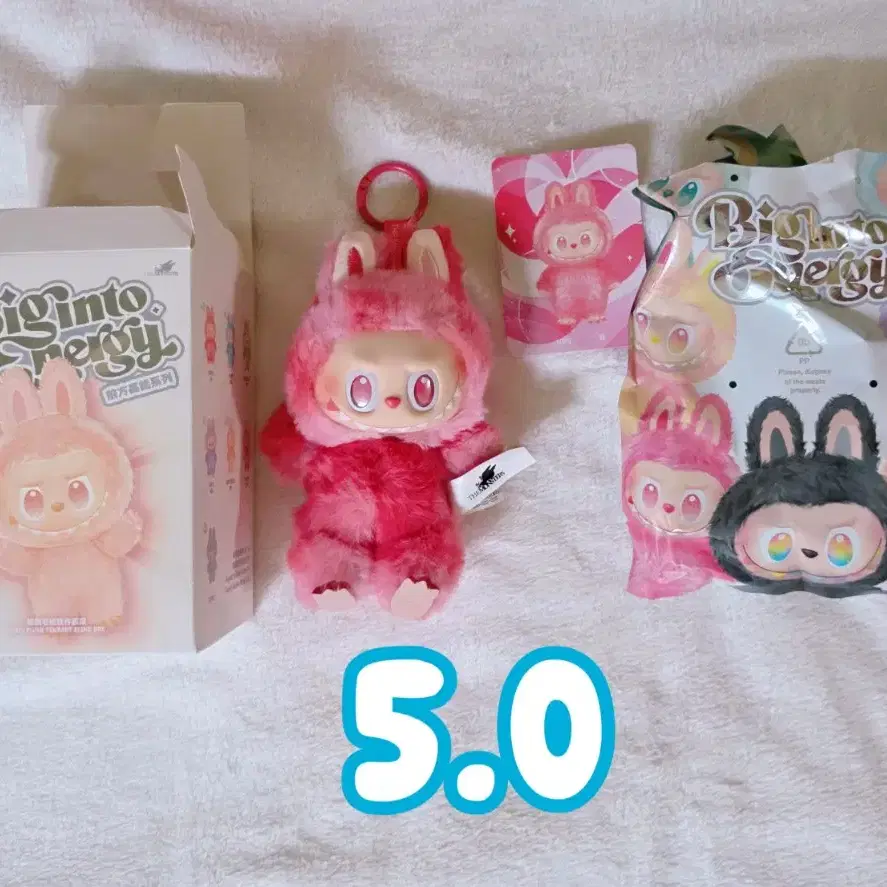 【POP MART】人気★ラブブ ハイライト シリーズ Love Keyring Pop Mart Labubu Love Keyring Highlight Series Red Bunny