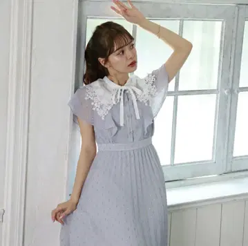 CHEEK 도트 쉬폰 레이스 칼라 원피스